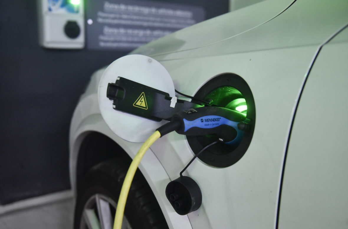 Coches eléctricos: guía básica de uso para el conductor novato 17.05.05SABARecus297 1180x776 - Coches eléctricos: guía básica de uso para el conductor novato