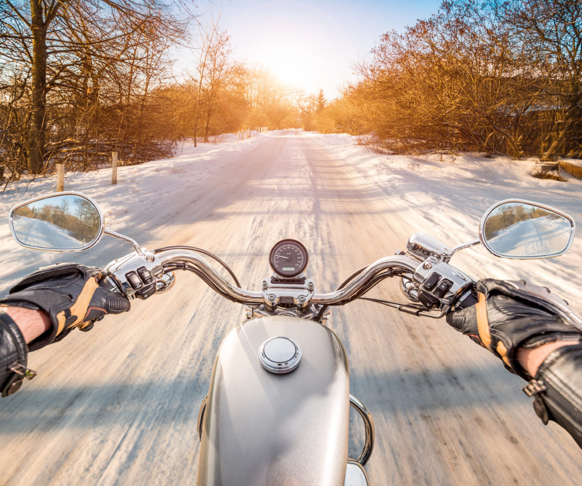 Consejos para conducir tu moto en invierno moto 2 1180x986 - Consejos para conducir tu moto en invierno