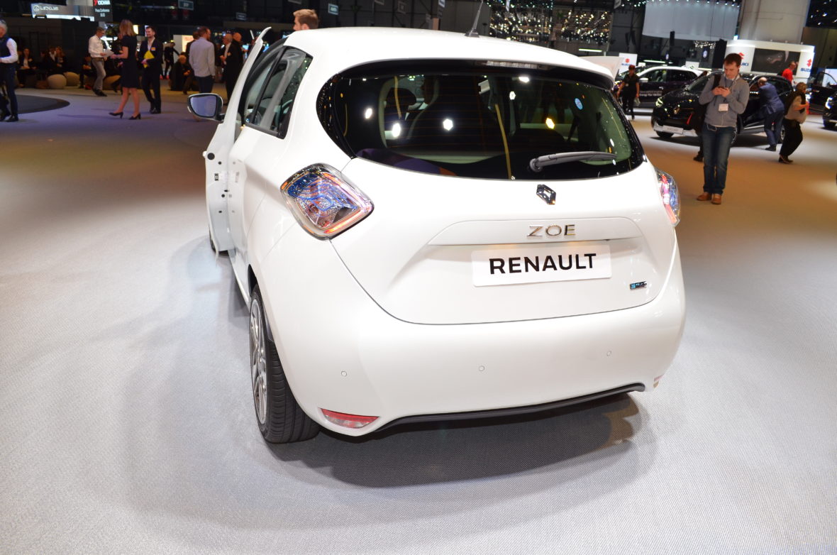 ¿Cuál es el coche eléctrico más vendido de España? Renault 1 1 1180x782 - ¿Cuál es el coche eléctrico más vendido de España?