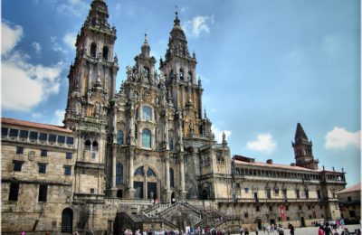 Santiago compostela 400x260 - Aparcar gratis en Santiago de Compostela