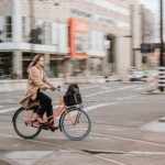 Ciclista 1 150x150 - ¿Cómo debo llevar a mi mascota en el coche?