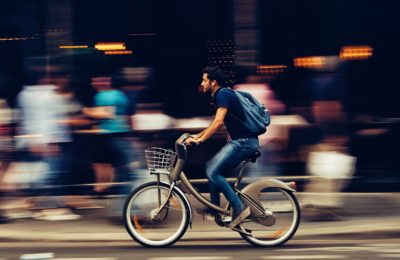 pexels snapwire 310983 400x260 - Las ayudas que se pueden pedir para comprar bicis y patinetes eléctricos