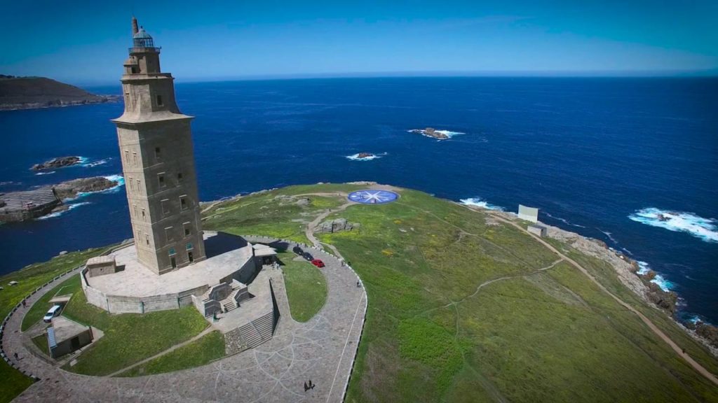 A Coruña 1024x576 - Qué hacer en Galicia: visita las 4 ciudades que deslumbran en otoño