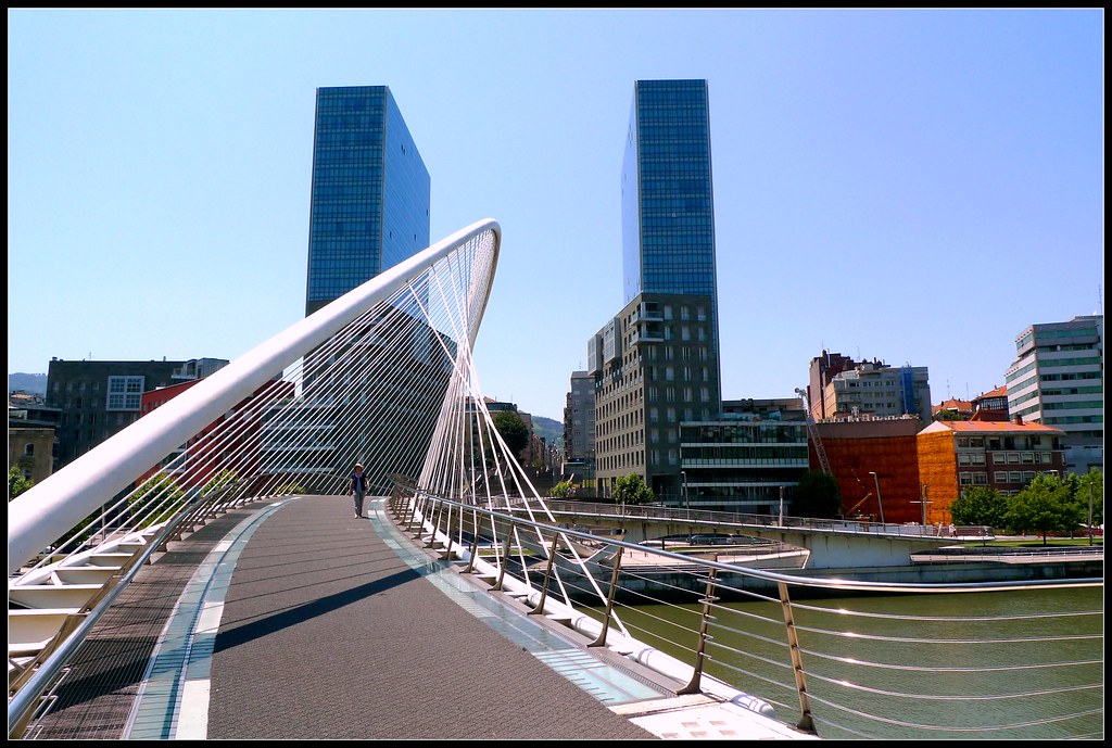 Bilbao 2 - Dónde aparcar en Bilbao si quieres visitar estas 5 atracciones turísticas