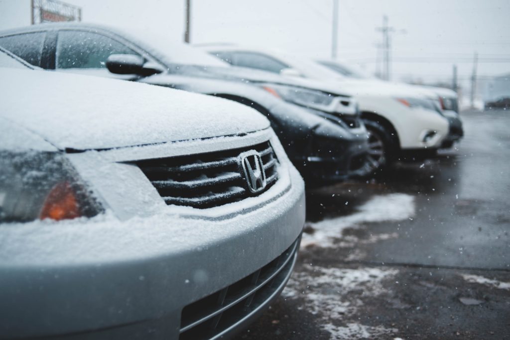 coche invierno 2 1024x683 - Cómo preparar tu coche para el invierno con estos 5 consejos