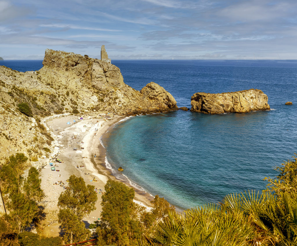 INTERIOR 2 1024x846 - Las mejores playas de Andalucía y dónde aparcar