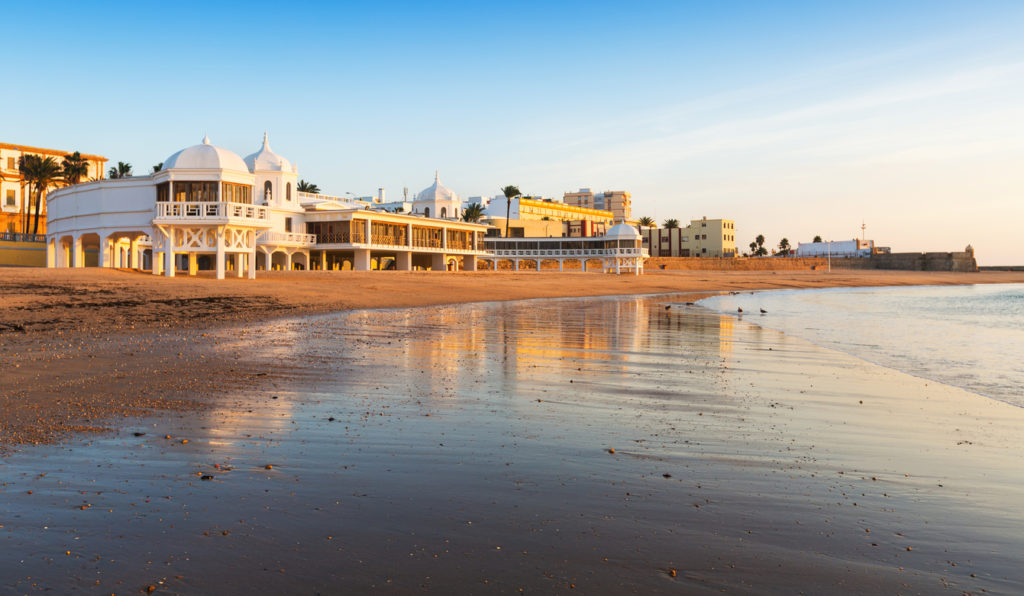 INTERIOR 4 1024x596 - Las mejores playas de Andalucía y dónde aparcar
