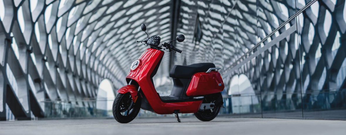 Las 5 mejores motos eléctricas de 125cc del mercado NIU NQi 1180x461 - Las 5 mejores motos eléctricas de 125cc del mercado