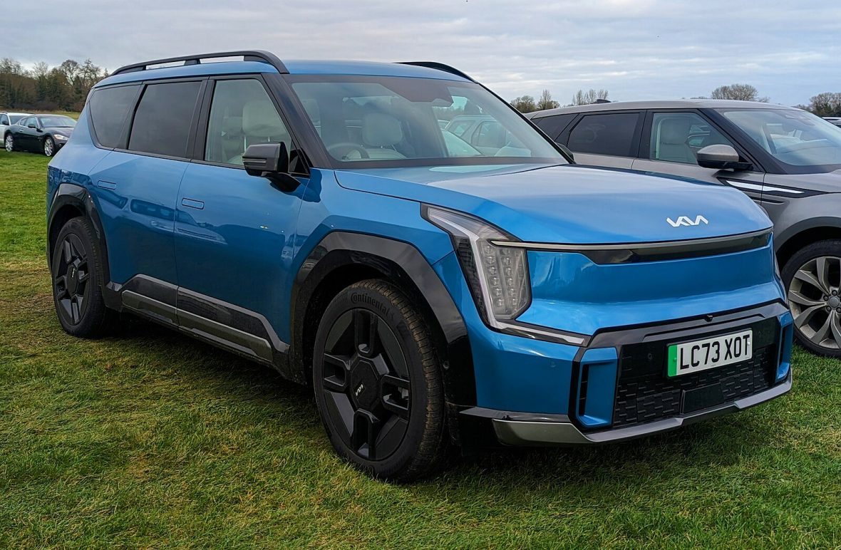 Kia EV9 GT-Line S AWD (2023) Kia EV9 GT-Line S AWD (2023)